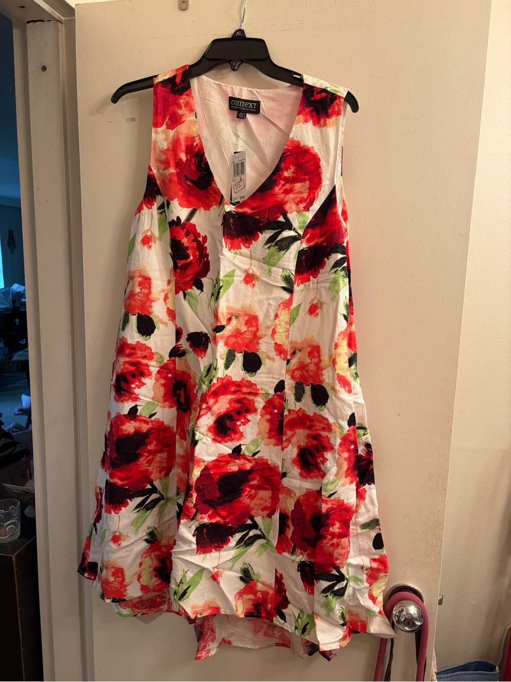 Context Red and White Floral V-Neck A-Line Trapeze Dress